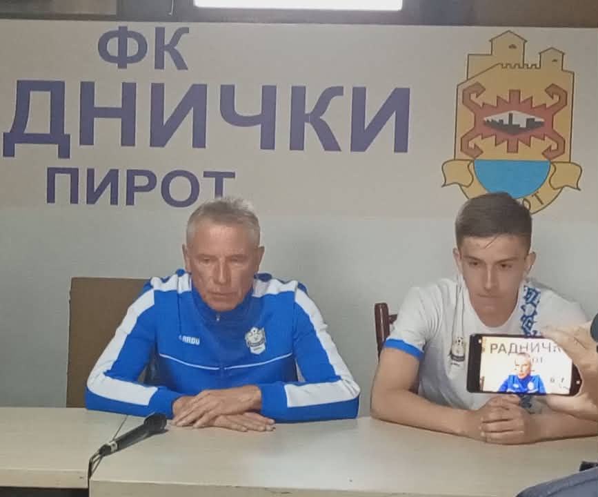 Momčilović i Mateja Mladenović